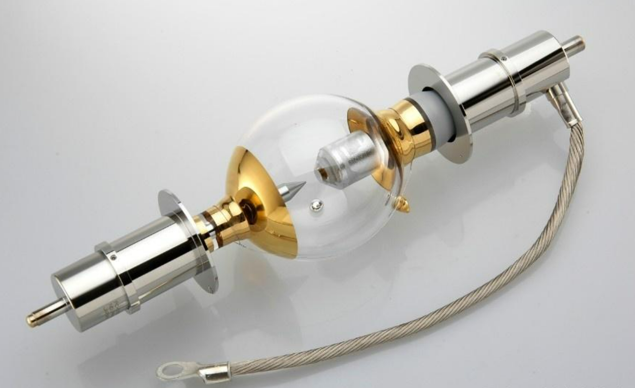 Traditional mercury lamp