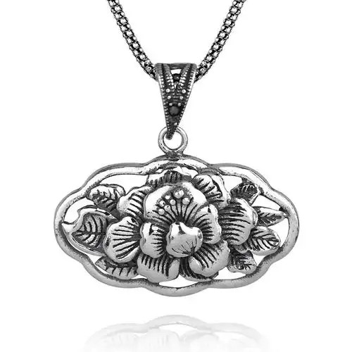 Laser engraving of silver pendants